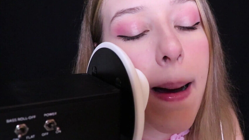 Diddly ASMR - 31 janvier 2021 - Manger l'oreille en se concentrant sur la bouche