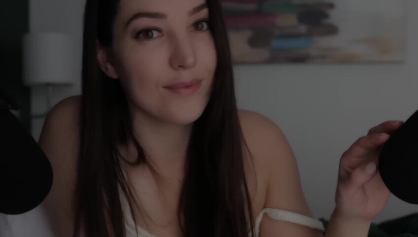 [ASMR] GIRLFRIEND DOESN'T LET YOU GO TO WORK