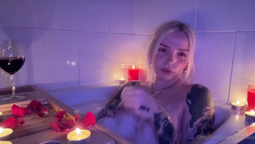 babyfooji - Valentines Day bathtub JOI