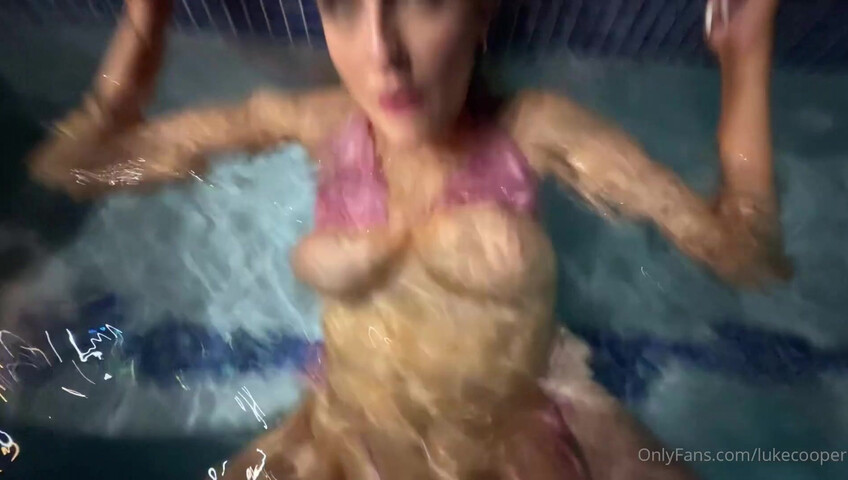 csblondebombshell - Underwater Pool Sex - Luke Cooper Underwater Pool