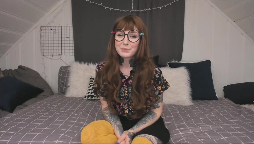 Slutty_Spice - Dorky stepCousin Valentine Virginity Loss