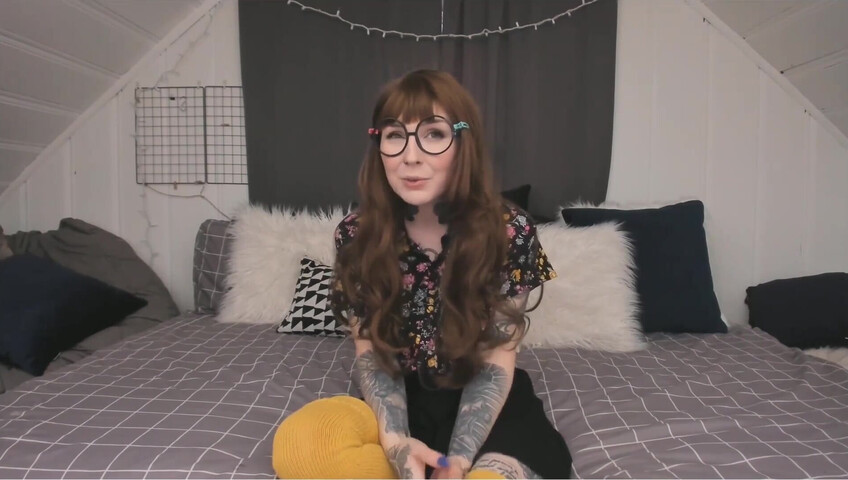 Slutty_Spice - Dorky stepCousin Valentine Virginity Loss