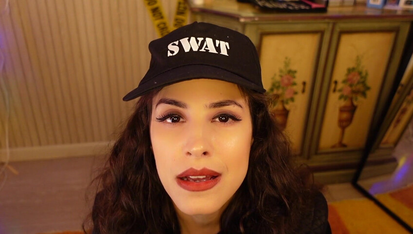 Irma la dolce ASMR - Swat Domme, parte 2