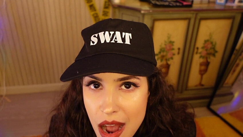 Irma la dolce ASMR - Swat Domme, parte 2