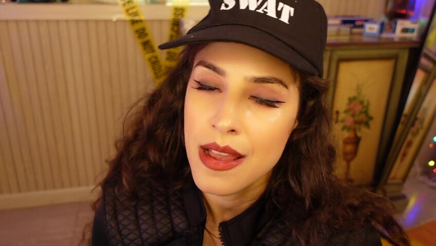 Irma la dolce ASMR - Swat Domme, parte 2