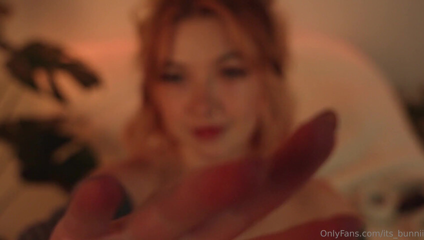 Its_bunnii – Gamer-Girl-ASMR