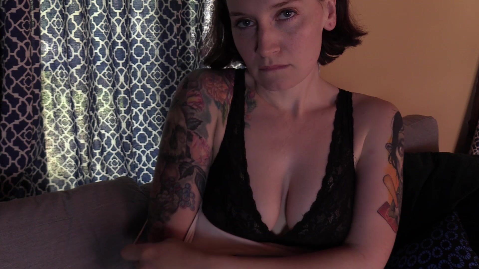 Bettie Bondage - Exs Sister Loves Your Big Dick