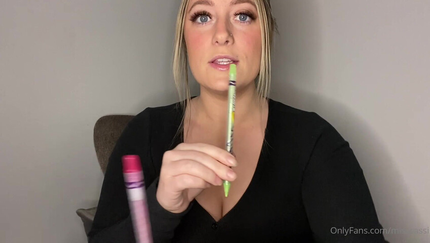 Miss Cassi ASMR - Non farti distrarre ASMR