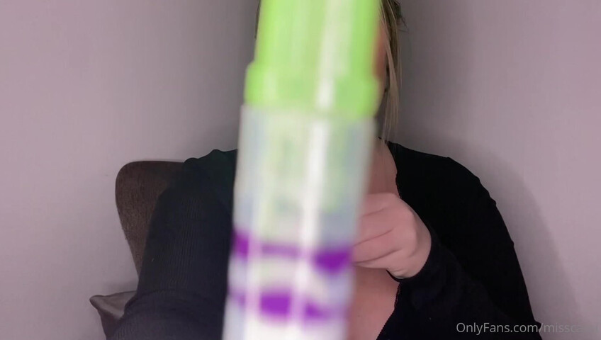 Miss Cassi ASMR - Non farti distrarre ASMR