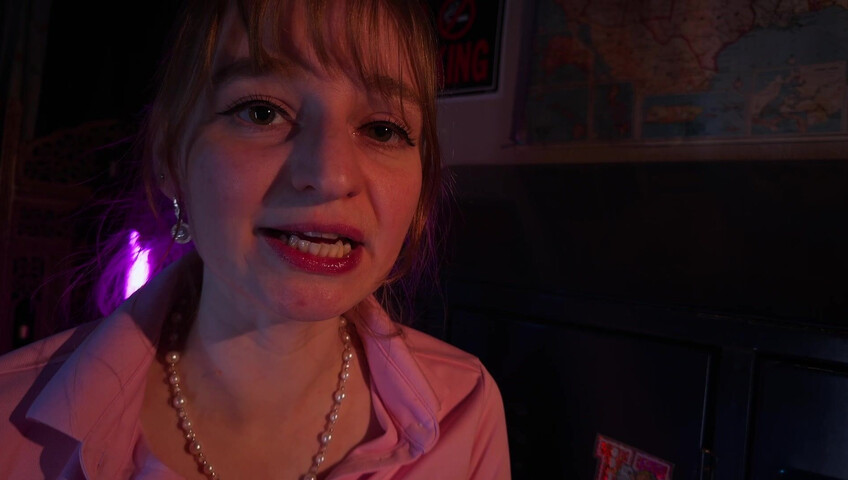 Delilah Cass - StepMoms Tight End Gets You Off The Bench