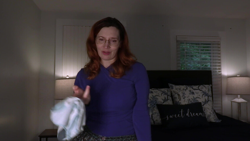 Bettie Bondage - MILFs Helper