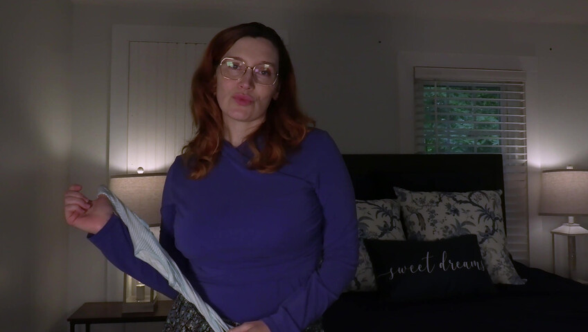 Bettie Bondage - MILFs Helper