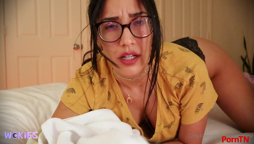 Wokies ASMR - Girlfriend helps you fall asleep