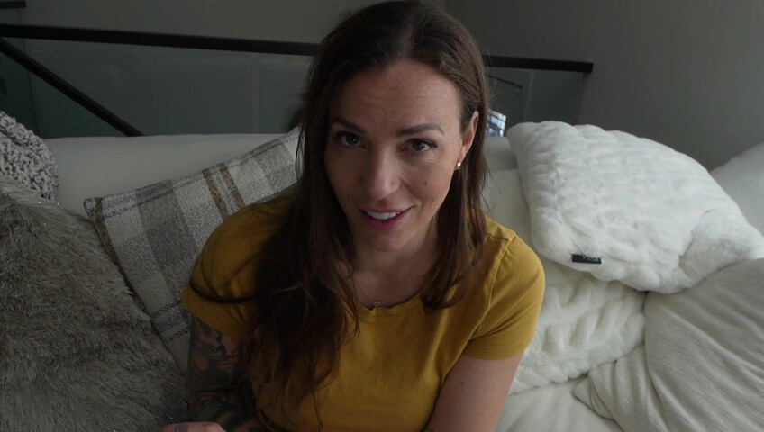 Yogabella - Mom Gives In