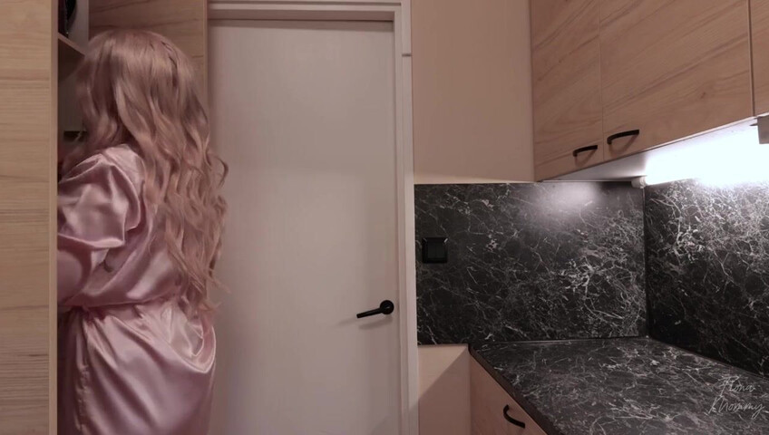 FionaMommy – Succubus stepMommy NEEDS Your Cum, stepSon