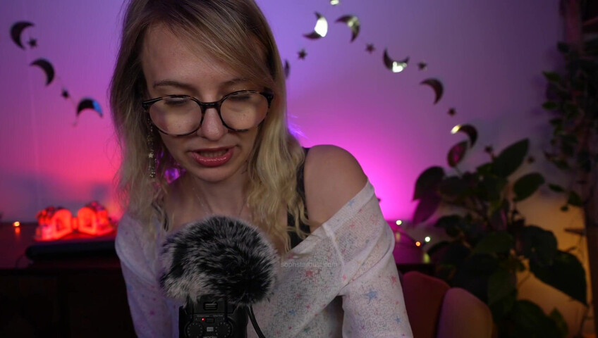 Soph Stardust ASMR - Bra Tapping & Soft Spoken