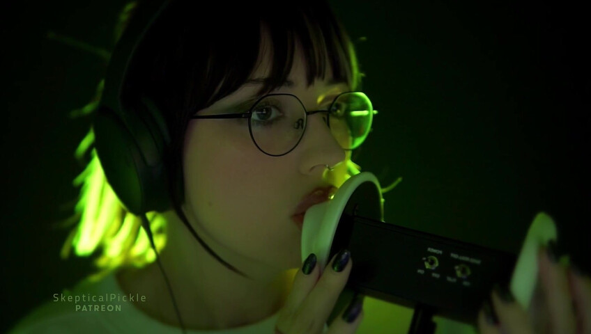 SkepticalPickle ASMR - 19 October 2025 - Deep Intense Brain Licking (Golden Tier)