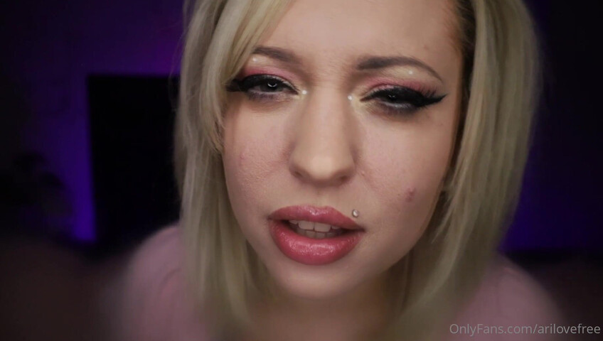 AriLove - Lens Fogging ASMR Fast whispers & heavy breathing