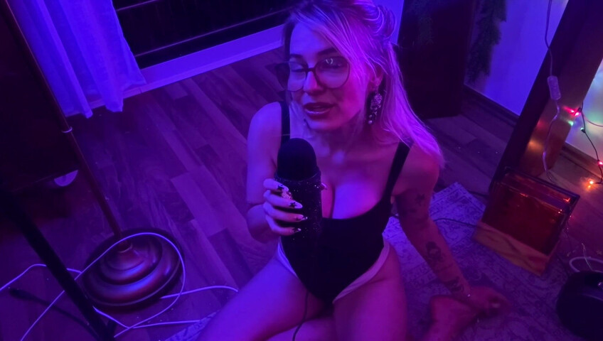 Soph Stardust ASMR - Triggers & Body Tapping On My Knees