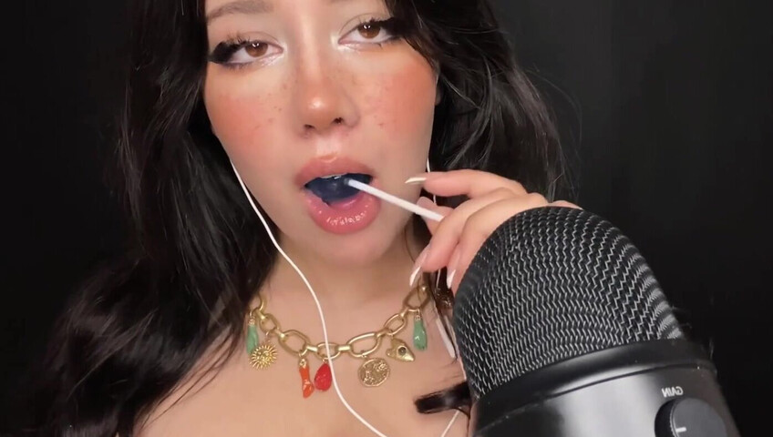 Shiny ASMR - Lollipop Sucking- Watch My Lips Work