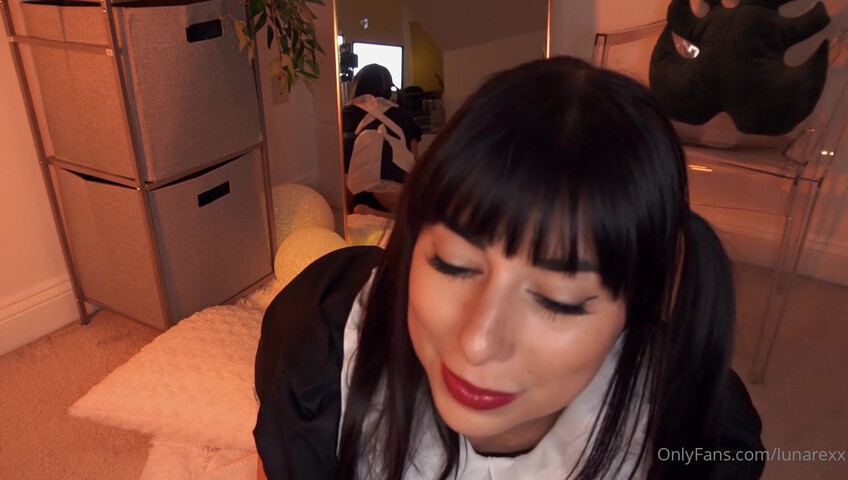 LunaRexx - HARDCORE MAID !!! SQUIRTING VIDEO