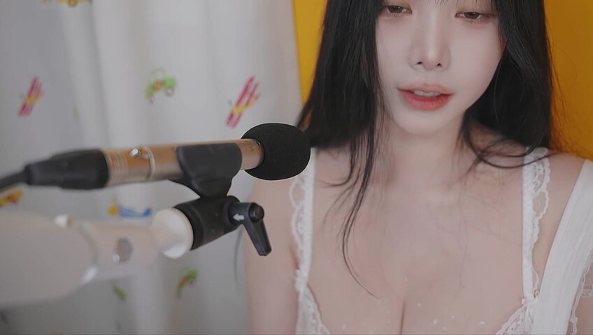 ASMR Yoon Ying - 23 November 2025 - Mama Made Sleeping Cafe