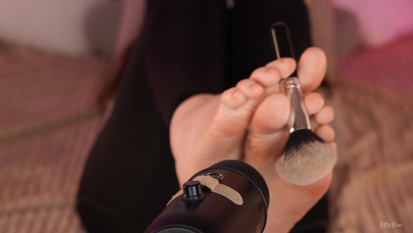 KittyKlaw ASMR - 16 November 2025 -  Foot Ear Massage
