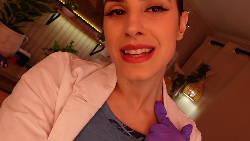 Irma la dolce ASMR - 15 agosto 2025 - Spm Clinic: seduta chiropratica con estrazione intensa