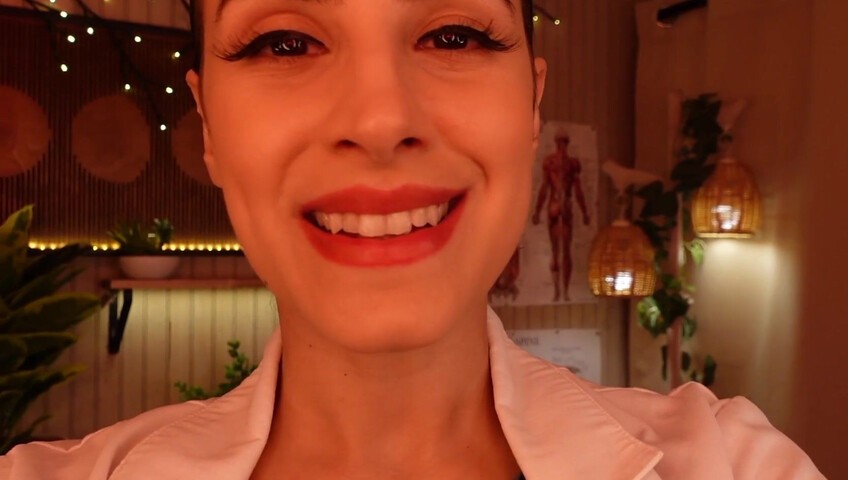 Irma la dolce ASMR - 15 agosto 2025 - Spm Clinic: seduta chiropratica con estrazione intensa