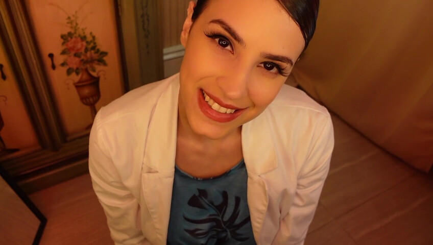 Irma la dolce ASMR - 15 agosto 2025 - Spm Clinic: seduta chiropratica con estrazione intensa