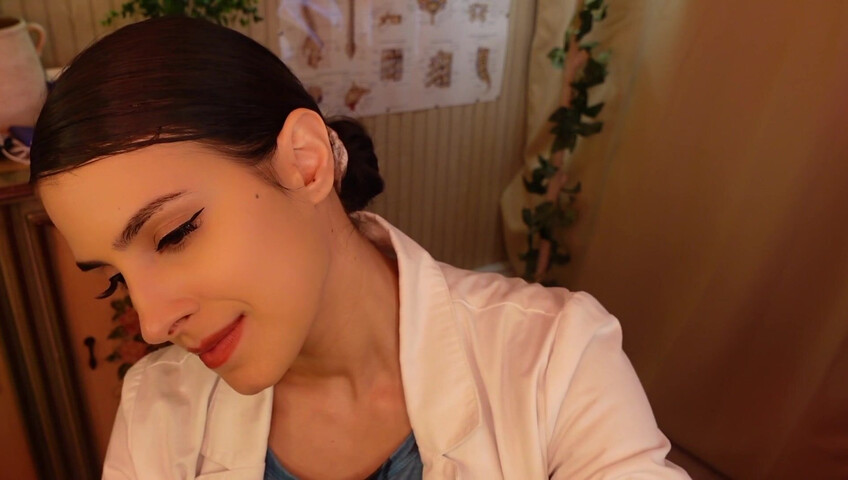 Irma la dolce ASMR - 15 agosto 2025 - Spm Clinic: seduta chiropratica con estrazione intensa