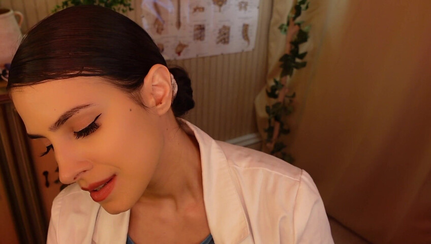 Irma la dolce ASMR - 15 agosto 2025 - Spm Clinic: seduta chiropratica con estrazione intensa