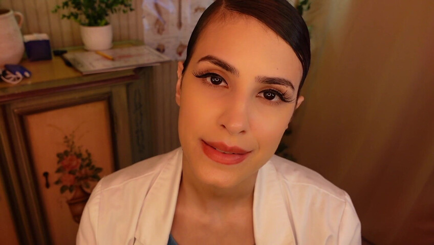 Irma la dolce ASMR - 15 agosto 2025 - Spm Clinic: seduta chiropratica con estrazione intensa