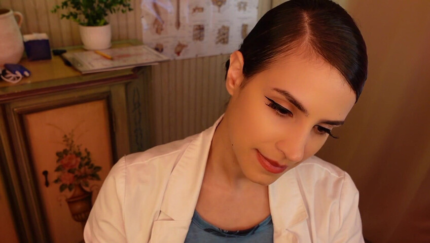 Irma la dolce ASMR - 15 agosto 2025 - Spm Clinic: seduta chiropratica con estrazione intensa