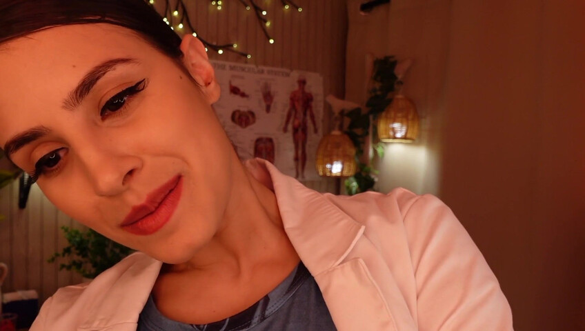 Irma la dolce ASMR - 15 agosto 2025 - Spm Clinic: seduta chiropratica con estrazione intensa