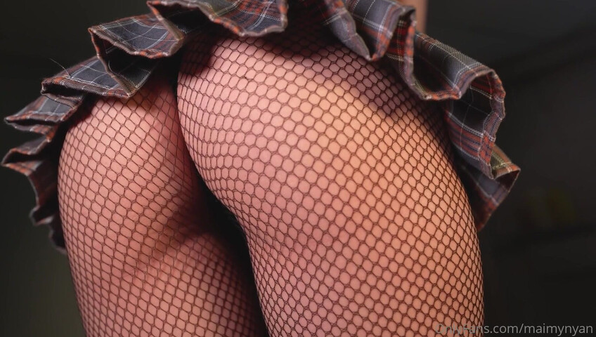 Maimy ASMR - Booty Teasing