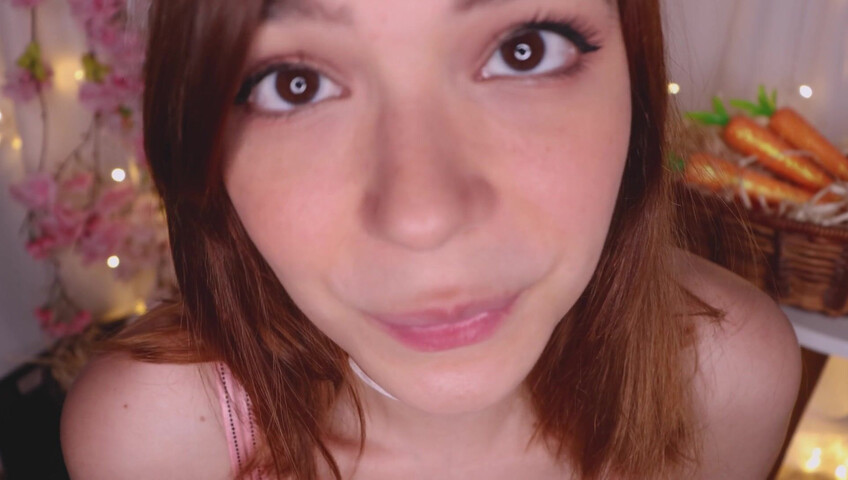 Maimy ASMR - Bunny Girl Wants Your Carrot