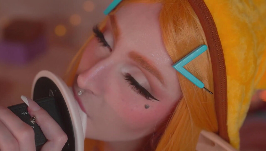 Mewlies ASMR - Sensual Ear Eating