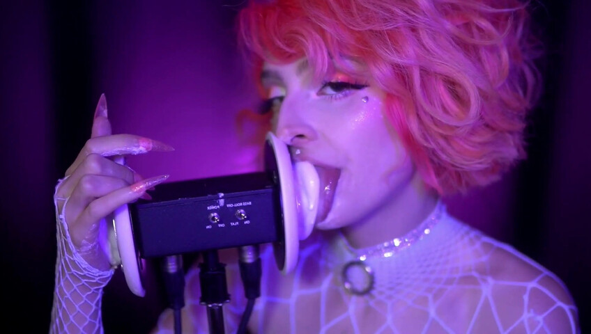 Mewlies ASMR - WHITE ICING Earlicking Patreon KINGS Exclusive