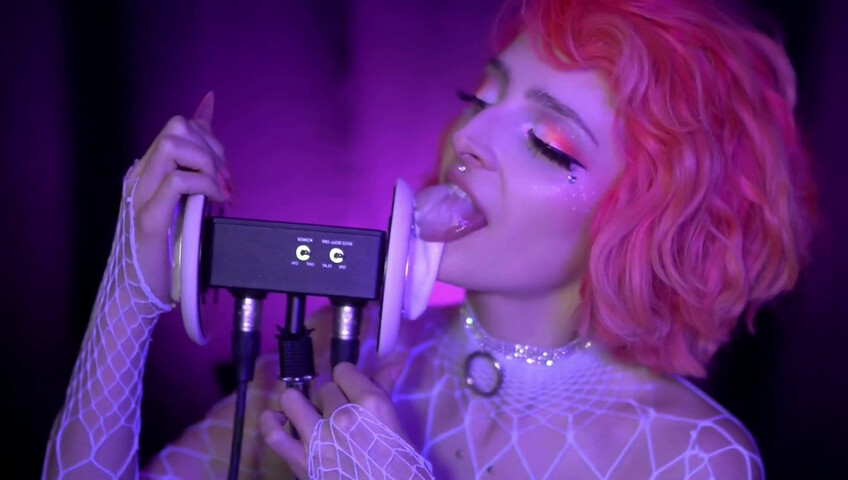 Mewlies ASMR - WHITE ICING Earlicking Patreon KINGS Exclusive