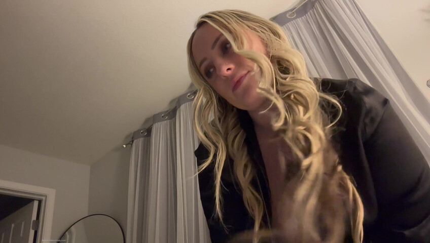 Miss Cassi - Encouraging Masturbation and Ejaculation on my Breasts 4K