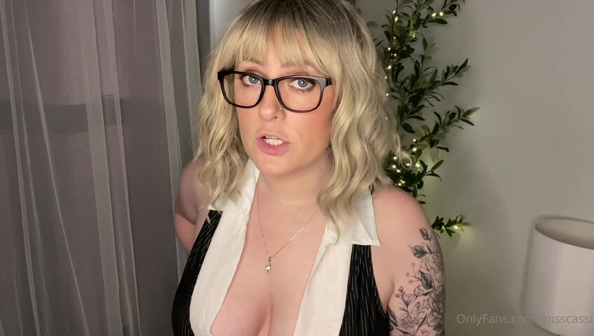 MissCassi - Sloppy Teacher Sneaks and Sucks You Off