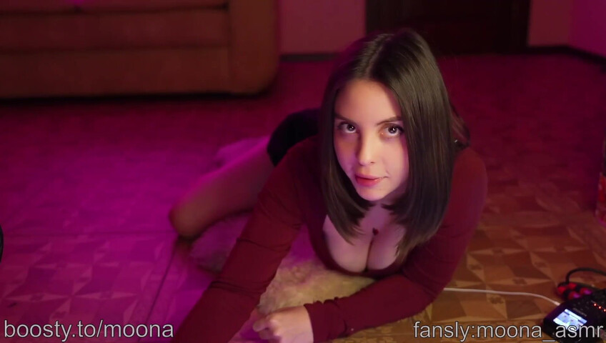 Moona ASMR - Ass and Boobs ASMR