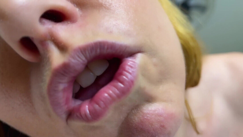 Grace Squirts - Morning Sex With Step Mommy