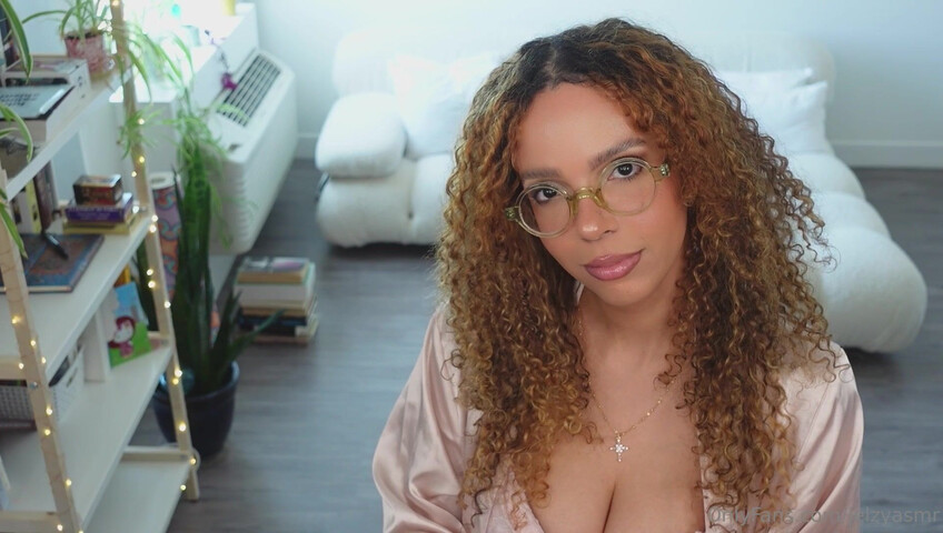 Jelzy ASMR - ASMR Lotion Massage with Dildo and Countdown