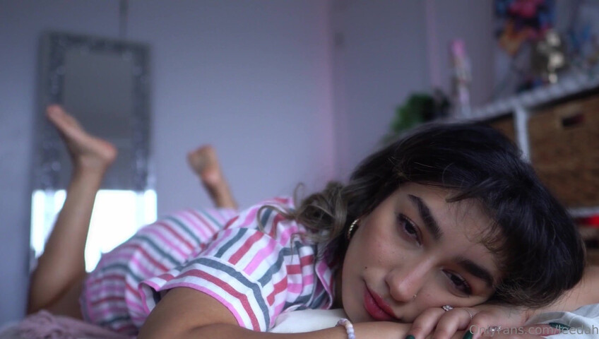 Leedah ASMR - La tua ragazza ti fa un pompino