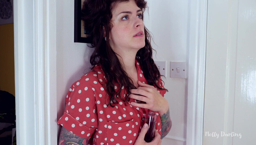 Molly Darling - Making Mommy Crack