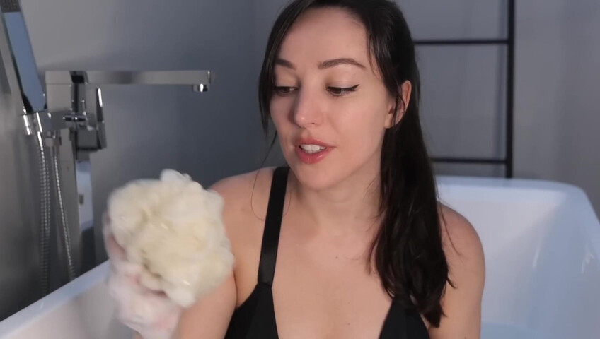 Orenda ASMR – Mach dich mit deiner Freundin nass