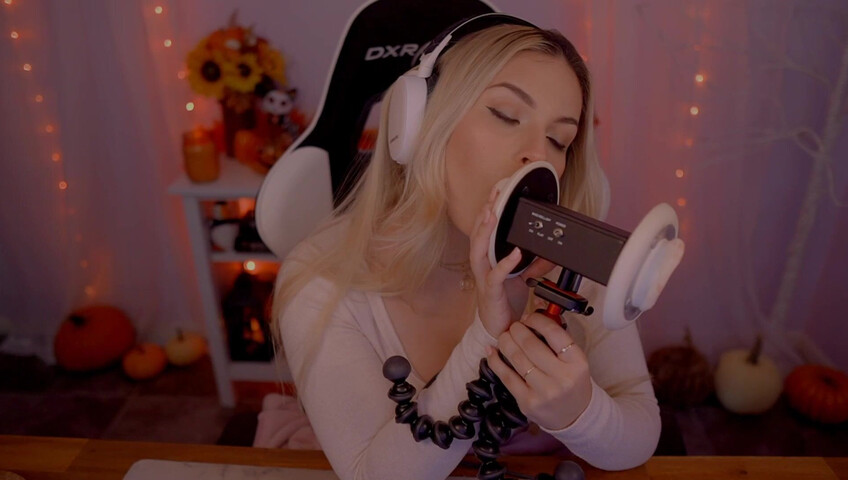 Puffin ASMR - Ear Eating