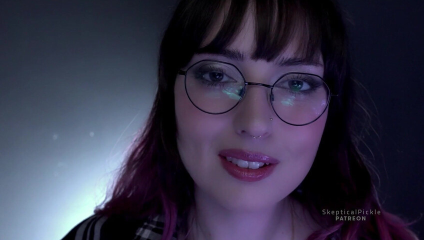 Skepticalpickle - Une copine timide et maladroite s'essaie au massage ASMR pour toi (niveau Platine)
